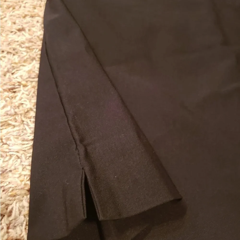 S.C. & CO. Black Skort (Skirt/Shorts) with Tunny Control, 18” - Picture 10 of 13